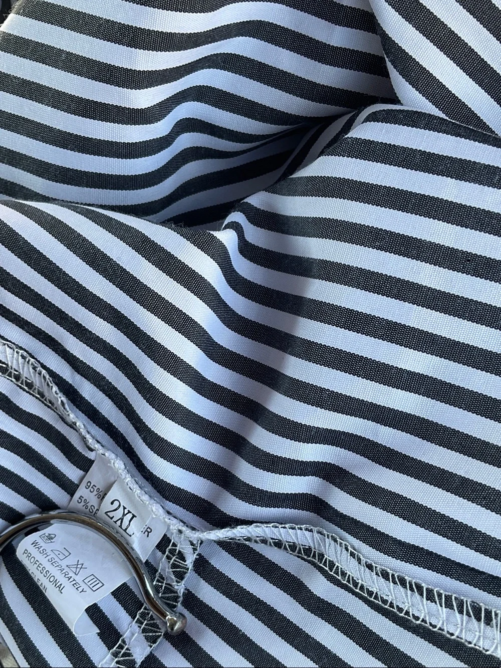 Take 50% OFF-Women’s Gray and White Striped Elastic Waist Shorts, Size-2XL